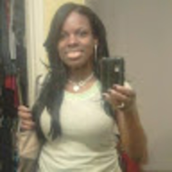 Meet your Posher, Leshandra - Picture 1 of 1